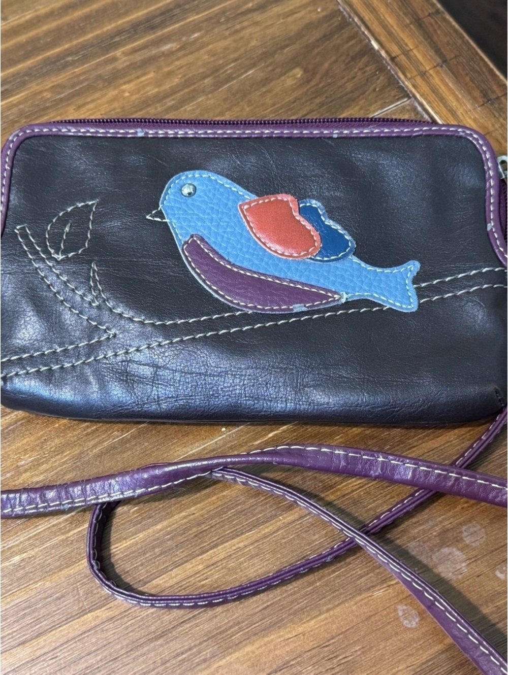Relic by Fossil Bird Applique Crossbody Wallet Purse Organizer RLS5430 Purple